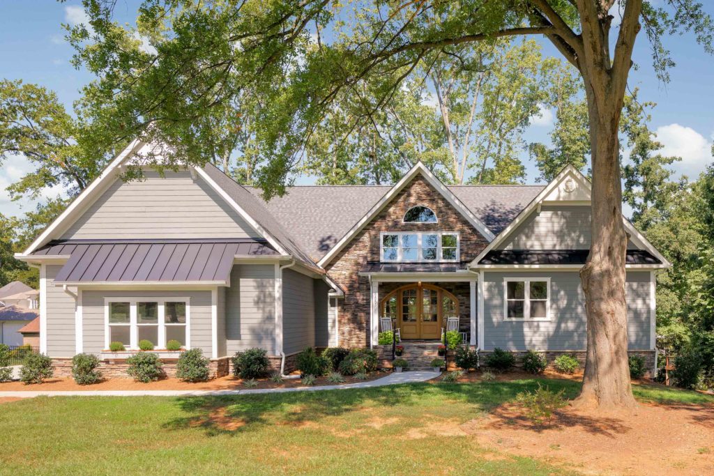 benefits of building a custom home in charlotte