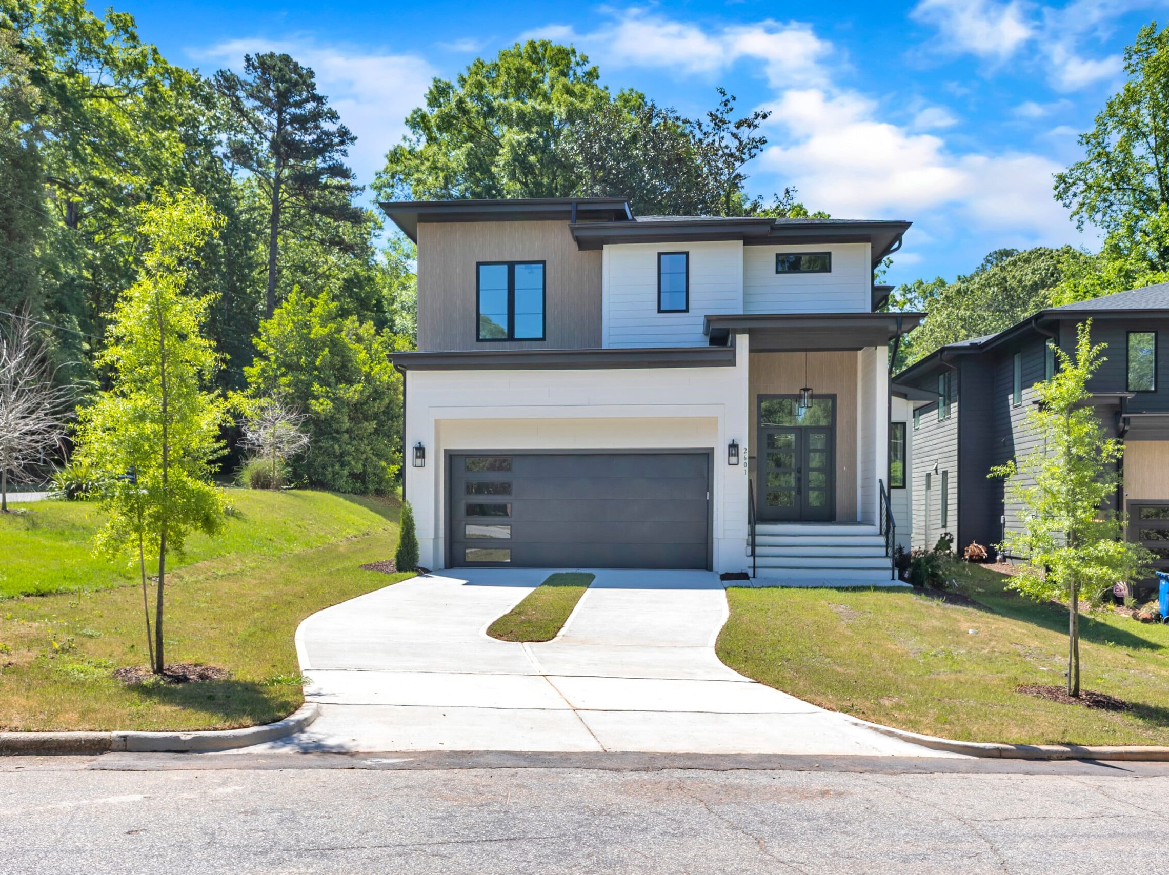 02-2601 Mayview Rd-1