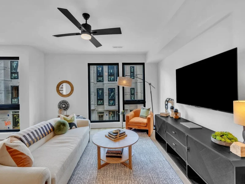 05-512 Gordon St 402-34