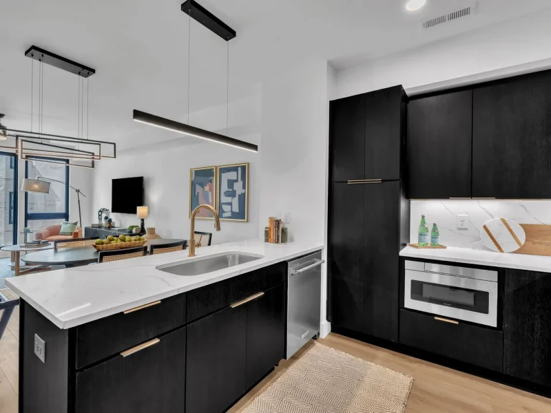 15-512 Gordon St 402-44