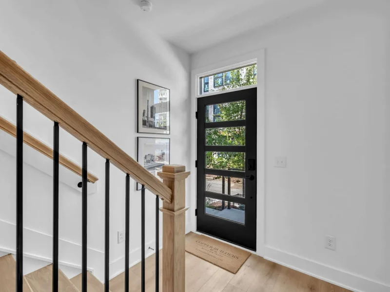 26-512 Gordon St 402-46