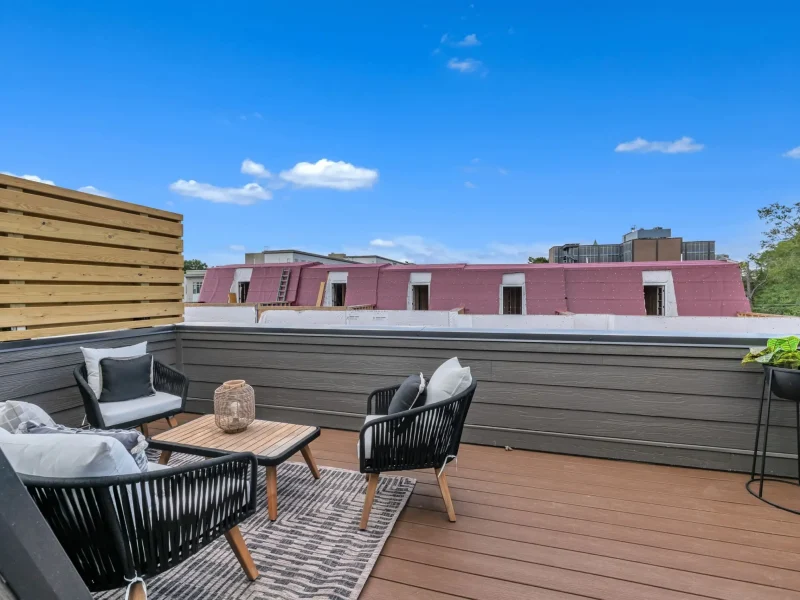 30-512 Gordon St 402-32