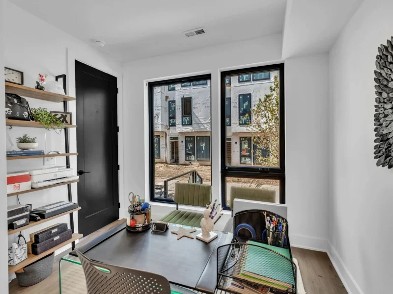 34-512 Gordon St 402-49