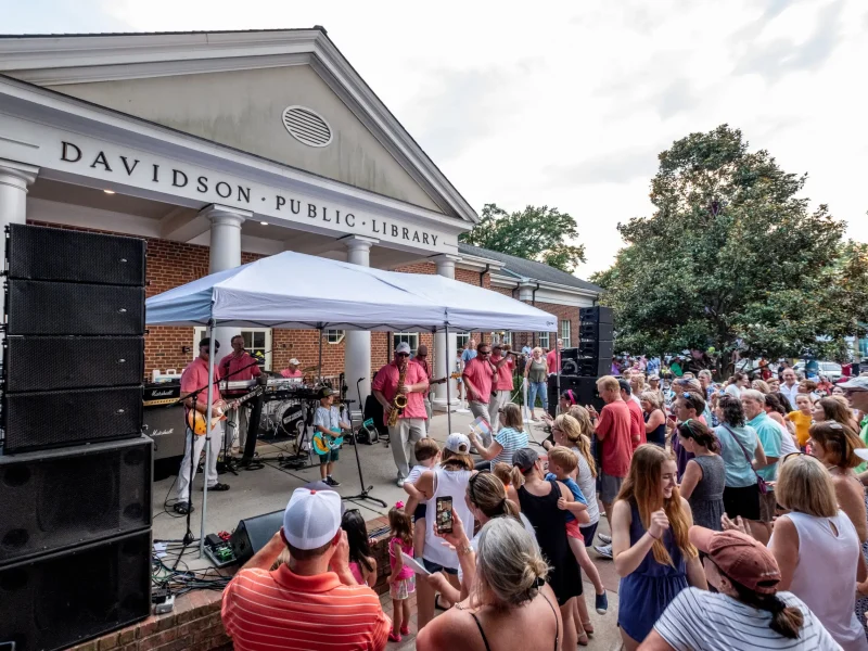 TSG Downtown Davidson (HD) 36